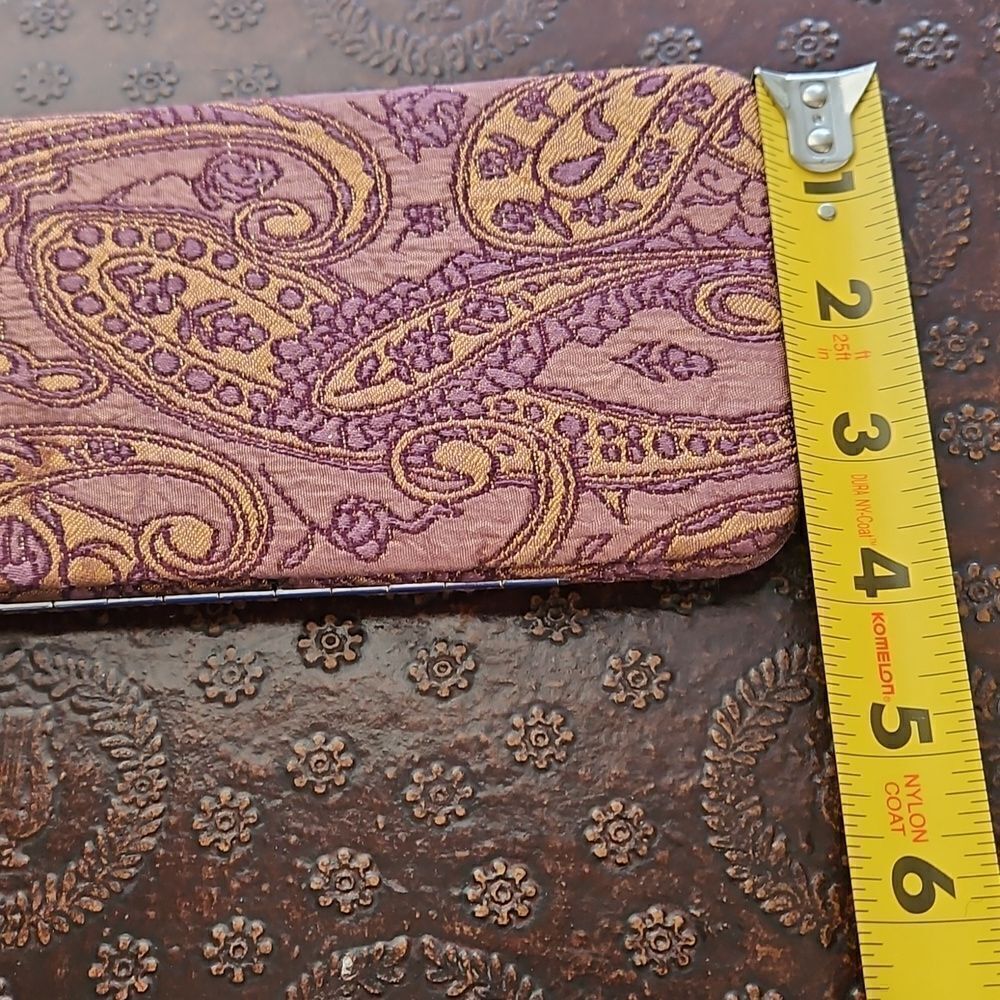 Paisley Patterned Flat Wallet - Picture 5 of 5